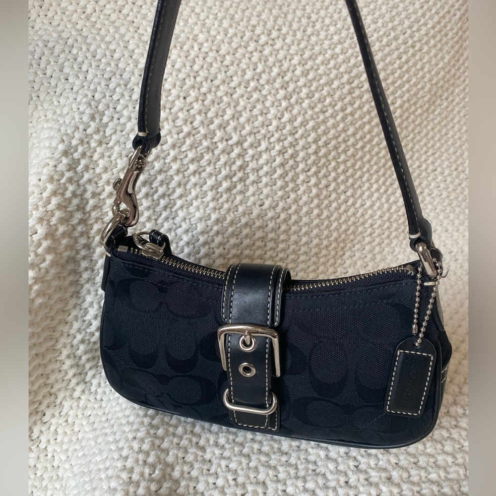 Vintage Coach small shoulder purse
